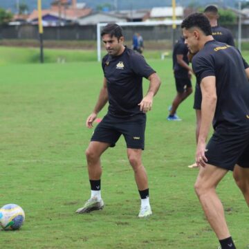 Criciúma enfrenta o Atlético Mineiro em Belo Horizonte nesta quarta-feira (17)