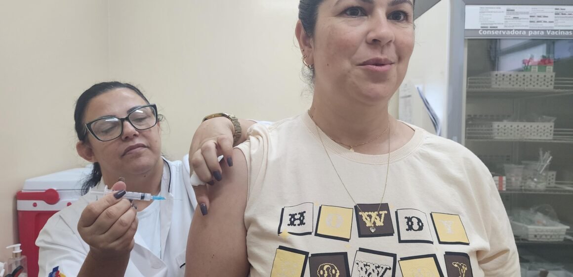 Cobertura vacinal contra a gripe atinge 20% em Santa Catarina após o Dia D