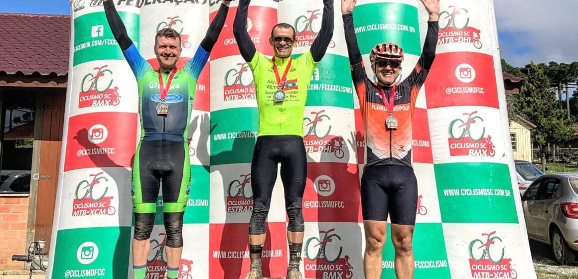 Ciclista tubaronense Nivaldo de Farias conquista tricampeonato da Volta de Santa Catarina em Mountain Bike Ciclista tubaronense Nivaldo de Farias conquista tricampeonato da Volta de Santa Catarina em Mountain Bike