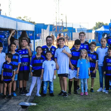 Atlético Tubarão abre escolinha de futebol gratuita para alunos entre seis e 15 anos