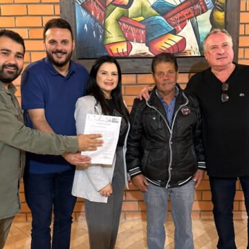 Eleições 2024: Primeiras coligações são definidas em Pescaria Brava Eleições 2024: Primeiras coligações são definidas em Pescaria Brava