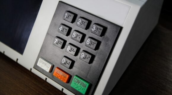 TRE realiza atendimento eleitoral volante em Capivari de Baixo nesta semana