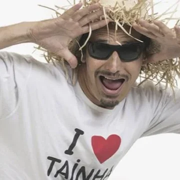 Especial de Dia dos Pais: stand up e música com vocalista do Dazaranha agitam Domingo no Parque
