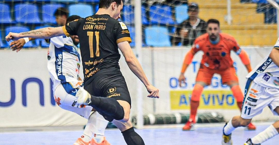 Tubarão Futsal perde para o Pato e não consegue classificação na Liga Nacional