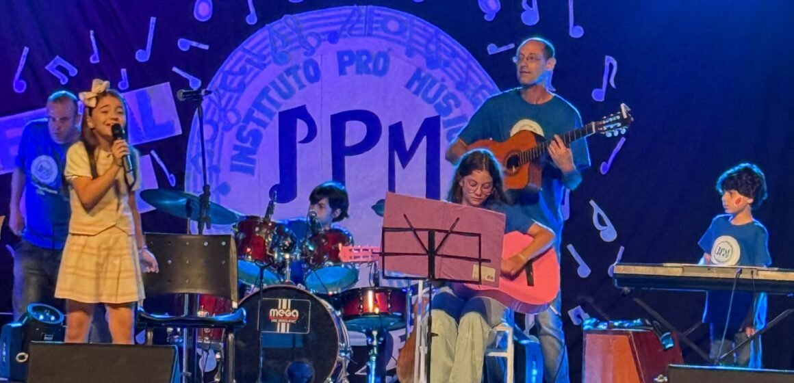 Recital beneficente une cultura e solidariedade em Tubarão Recital beneficente une cultura e solidariedade em Tubarão