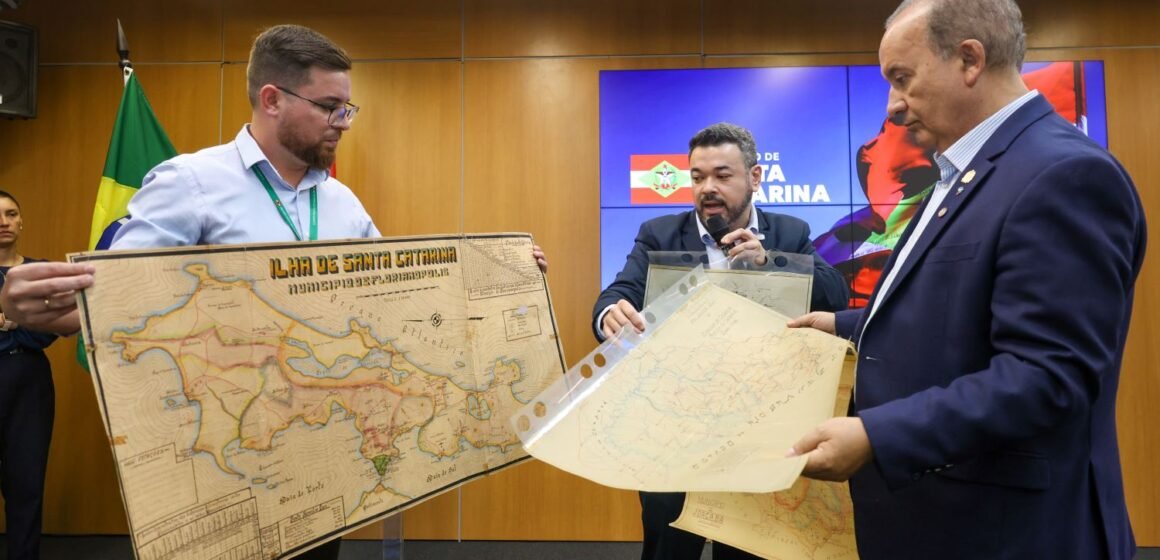 Governo de Santa Catarina preserva e disponibiliza acervo cartográfico histórico ao Arquivo Público
