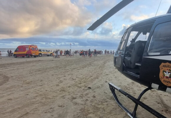 Adolescente é resgatada após afogamento na praia do Rincão
