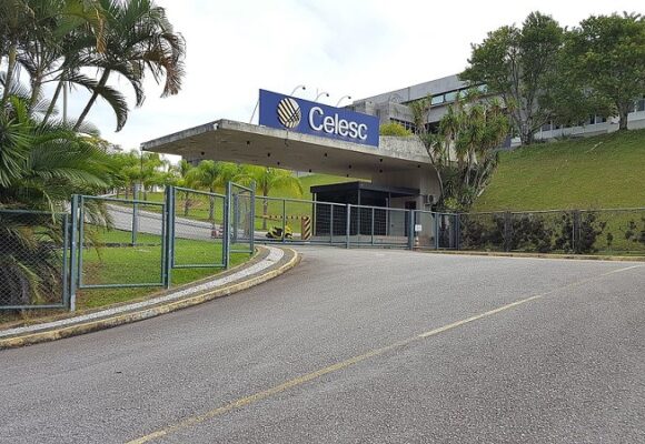 Celesc é condenada a indenizar consumidores em Garopaba