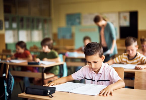 MPSC esclarece direitos dos pais e responsáveis na volta às aulas