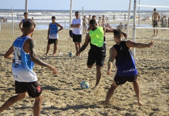 Jaguaruna aquece o verão com torneios esportivos nos balneários