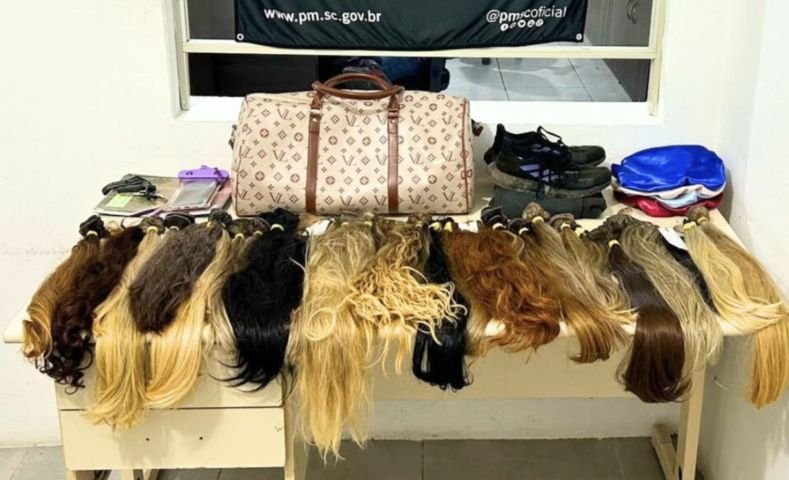 Homem armado invade salão de beleza e rouba produtos em Tubarão