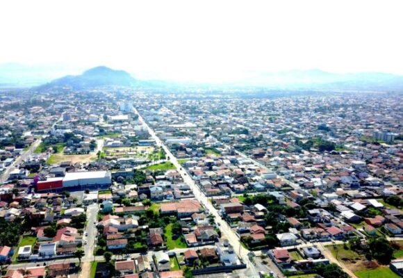 Onda de calor continua e pode afetar abastecimento em Capivari de Baixo