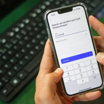 “Neymar não precisa de Pix”, afirma governador de SC em campanha contra golpes