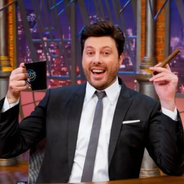 Danilo Gentili confirma apresentação de stand-up em Tubarão