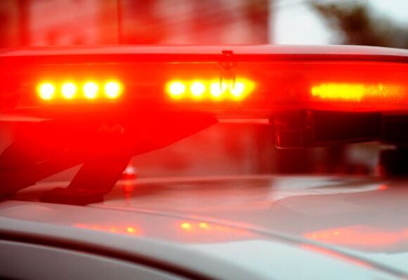 Homem ameaça esposa com arma de fogo em Tubarão e é preso