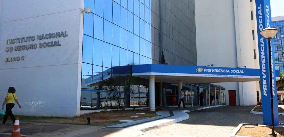 INSS antecipa pagamentos de março para beneficiários com finais 3, 4, 7 e 8