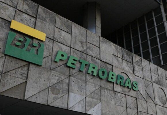 STJ mantém condenação da Petrobras por danos ambientais