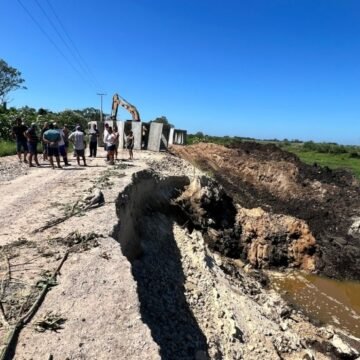 Moradores questionam construção na obra da Ageu Medeiros em Tubarão Moradores questionam construção na obra da Ageu Medeiros em Tubarão