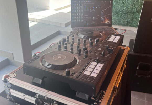 DJ tem equipamentos furtados em Laguna
