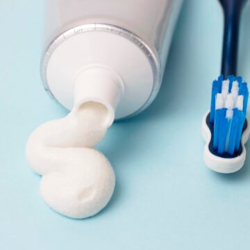 Anvisa suspende interdição do creme dental Colgate