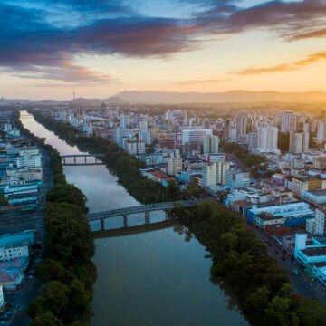 Reforma administrativa prevê economia de R$ 10 milhões em Tubarão Reforma administrativa prevê economia de R$ 10 milhões em Tubarão