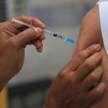 Saúde pede incorporação de vacina contra o herpes-zóster ao SUS Saúde pede incorporação de vacina contra o herpes-zóster ao SUS