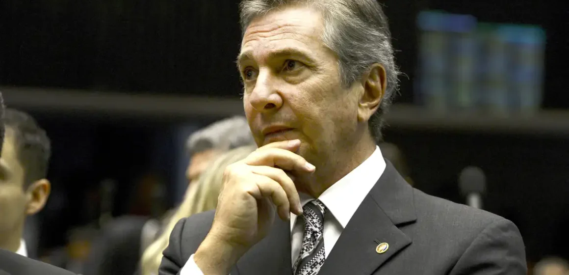 Ex-presidente Fernando Collor é preso pela Polícia Federal