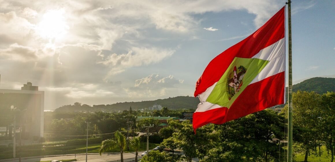 Governo de Santa Catarina projeta orçamento de R$ 57,9 bilhões para 2026 Governo de Santa Catarina projeta orçamento de R$ 57,9 bilhões para 2026