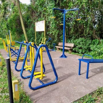 Academia ao ar livre é revitalizada no bairro Revoredo, em Tubarão, em ação social Academia ao ar livre é revitalizada no bairro Revoredo, em Tubarão, em ação social