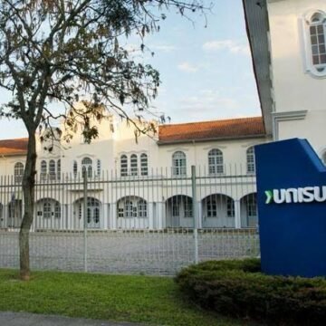 UniSul Tubarão celebra 40 anos do curso de Direito com homenagens e programação especial
