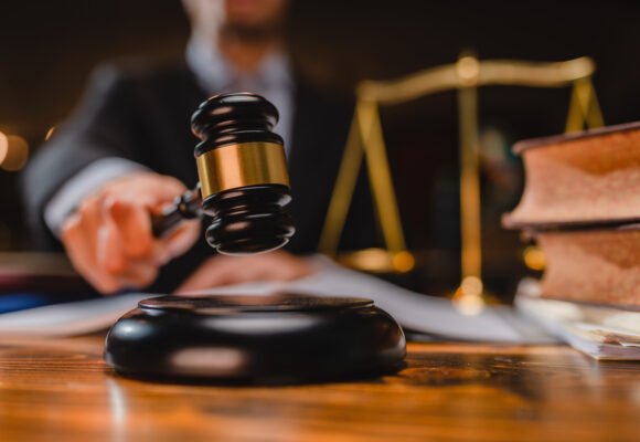 Pastor é condenado a 37 anos de prisão após abusar de adolescentes em Braço do Norte