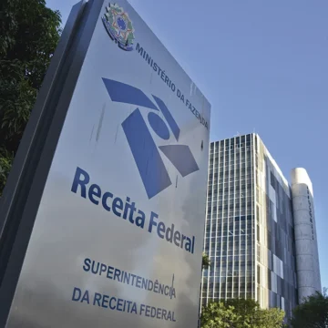 Receita paga nesta sexta (30) maior lote de restituição do IR