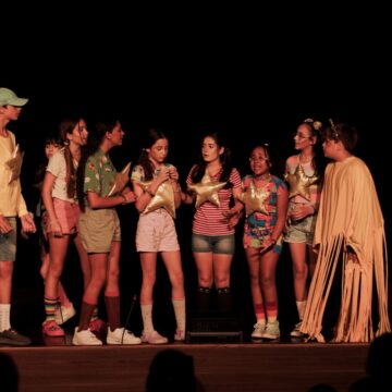 Maio Laranja: alunos do Parque Diamante levam conscientização através de apresentação teatral Maio Laranja: alunos do Parque Diamante levam conscientização através de apresentação teatral