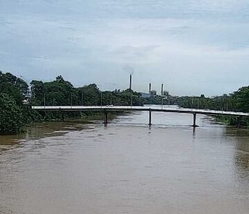 Rio Tubarão sobe cerca de 40 cm após fim de semana chuvoso