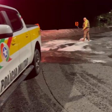 VÍDEO: Serra do Rio do Rastro é interditada por formação de gelo na pista
