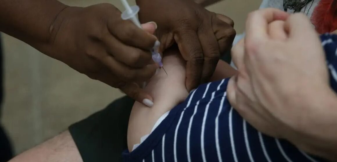Casos de síndrome respiratória grave seguem em alta no Brasil