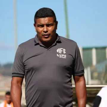 Alexandre Lopes é o novo técnico do Atlético Tubarão Alexandre Lopes é o novo técnico do Atlético Tubarão