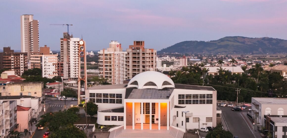 Cripta da Catedral de Tubarão volta a receber missas a partir de hoje (16)