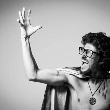 Criciúma Shopping convida público a reviver os clássicos do Raul Seixas no final de semana