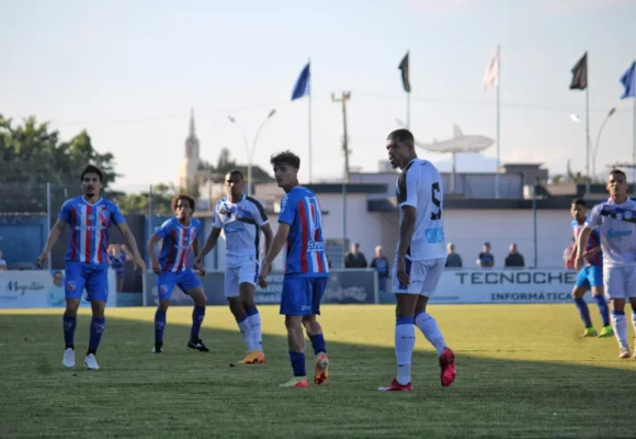Atlético Tubarão vence e deixa a lanterna do Catarinense