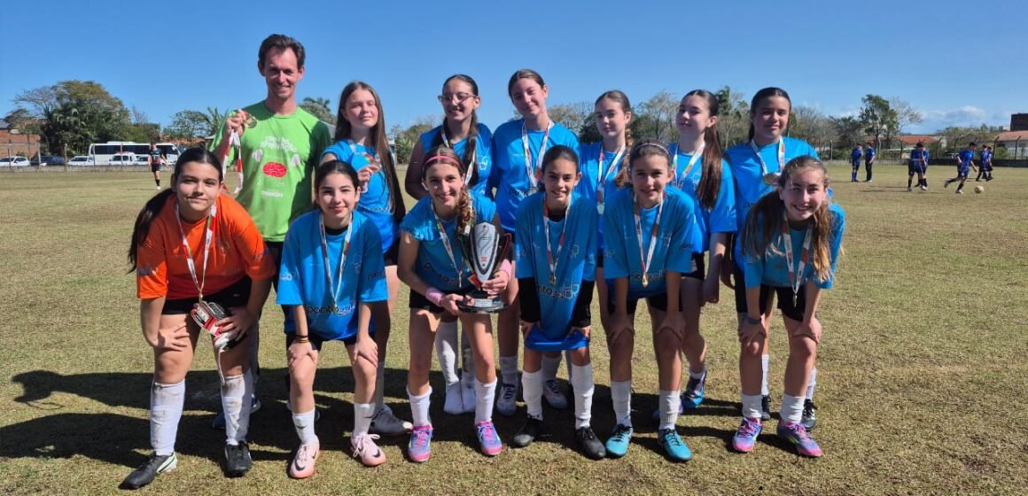 Colégio Dehon conquista a etapa microrregional do Moleque Bom de Bola