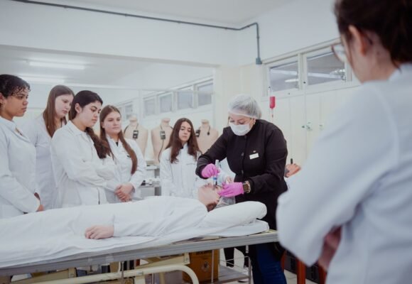 Universidade Gratuita completa dois anos com mais de 50 mil estudantes beneficiados em SC