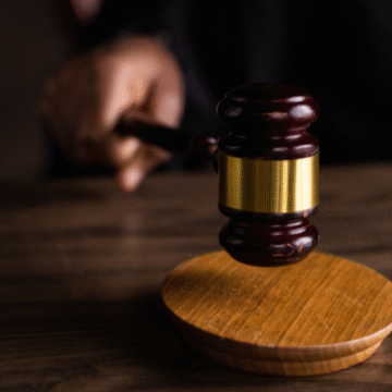 Justiça condena homens que mataram mãe, feriram pai e deixaram criança paraplégica em Tubarão