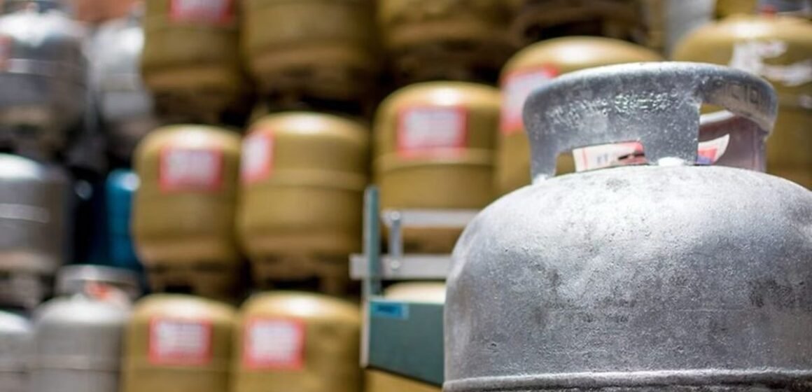 Gás gratuito: programa para baixa renda será lançado semana que vem