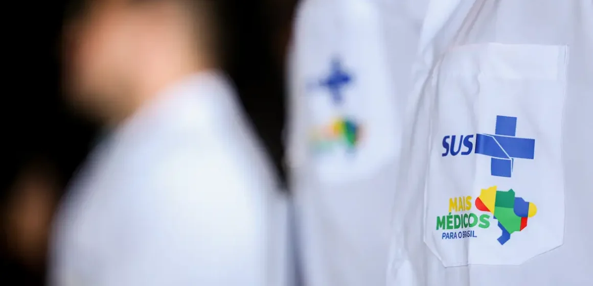 Mais Médicos: cubanos seguem no programa e representam 10% dos profissionais