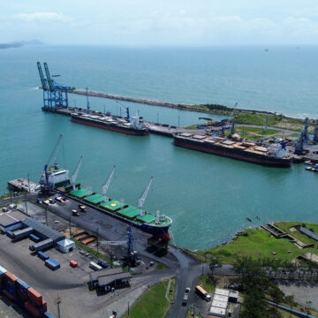 Porto de Imbituba supera 5,1 milhões de toneladas até agosto e consolida protagonismo logístico em SC