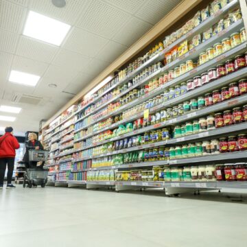 Comércio de Santa Catarina cresce o triplo da média nacional