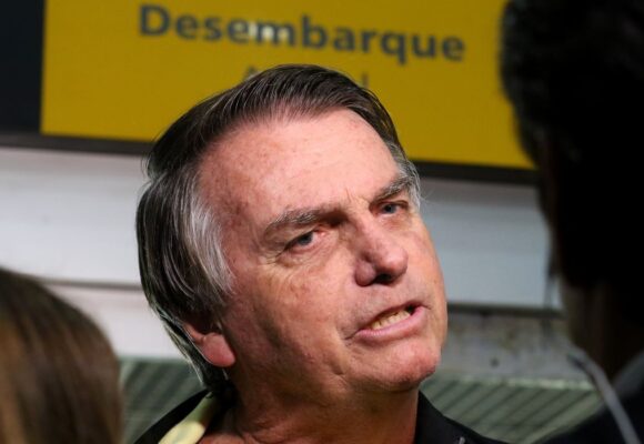 Bolsonaro pode ficar inelegível até 2060 após condenação no STF