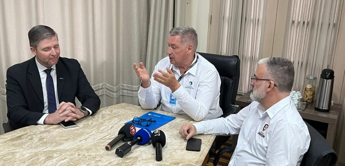 Fundação InoversaSul e ESIC Internacional celebram parceria para promover ensino de alta performance