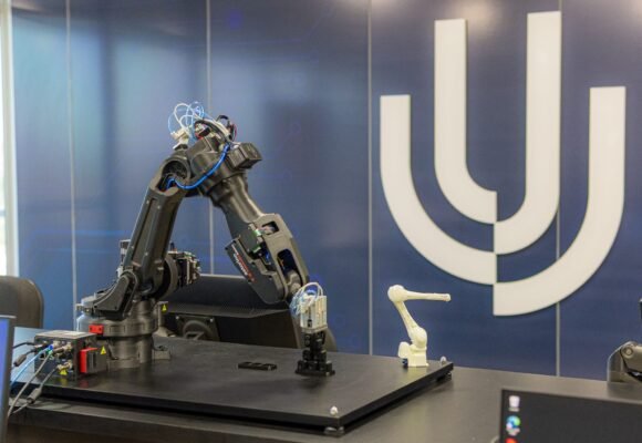 Cursos de tecnologia em Tubarão têm turmas reduzidas e foco prático